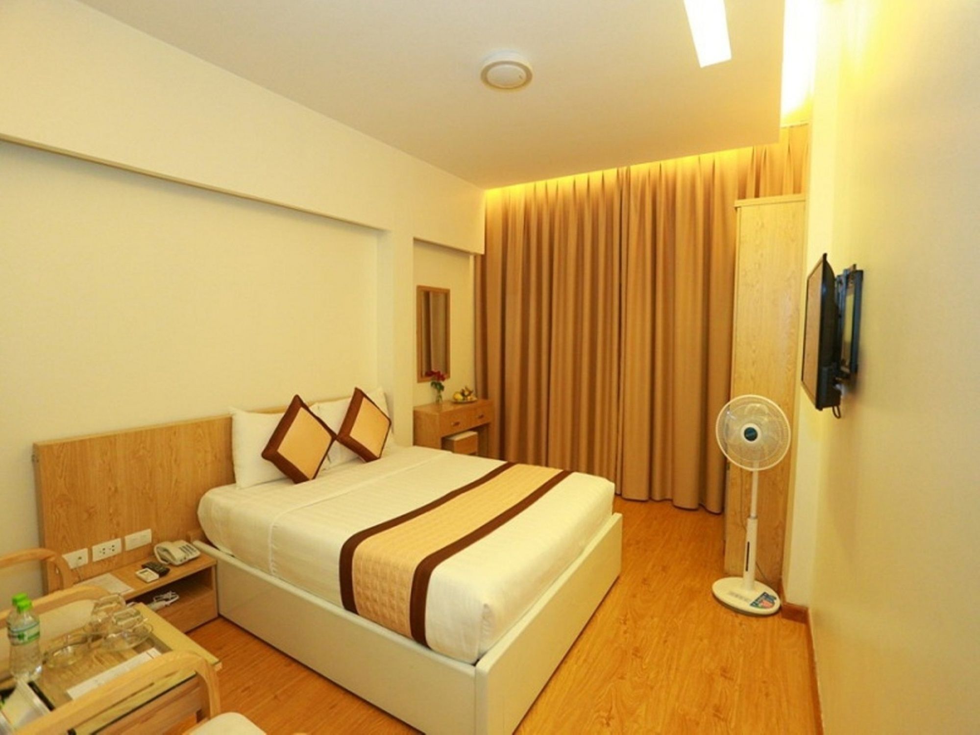 ซากี โฮเต็ล Hotel ฮานอย ภายนอก รูปภาพ