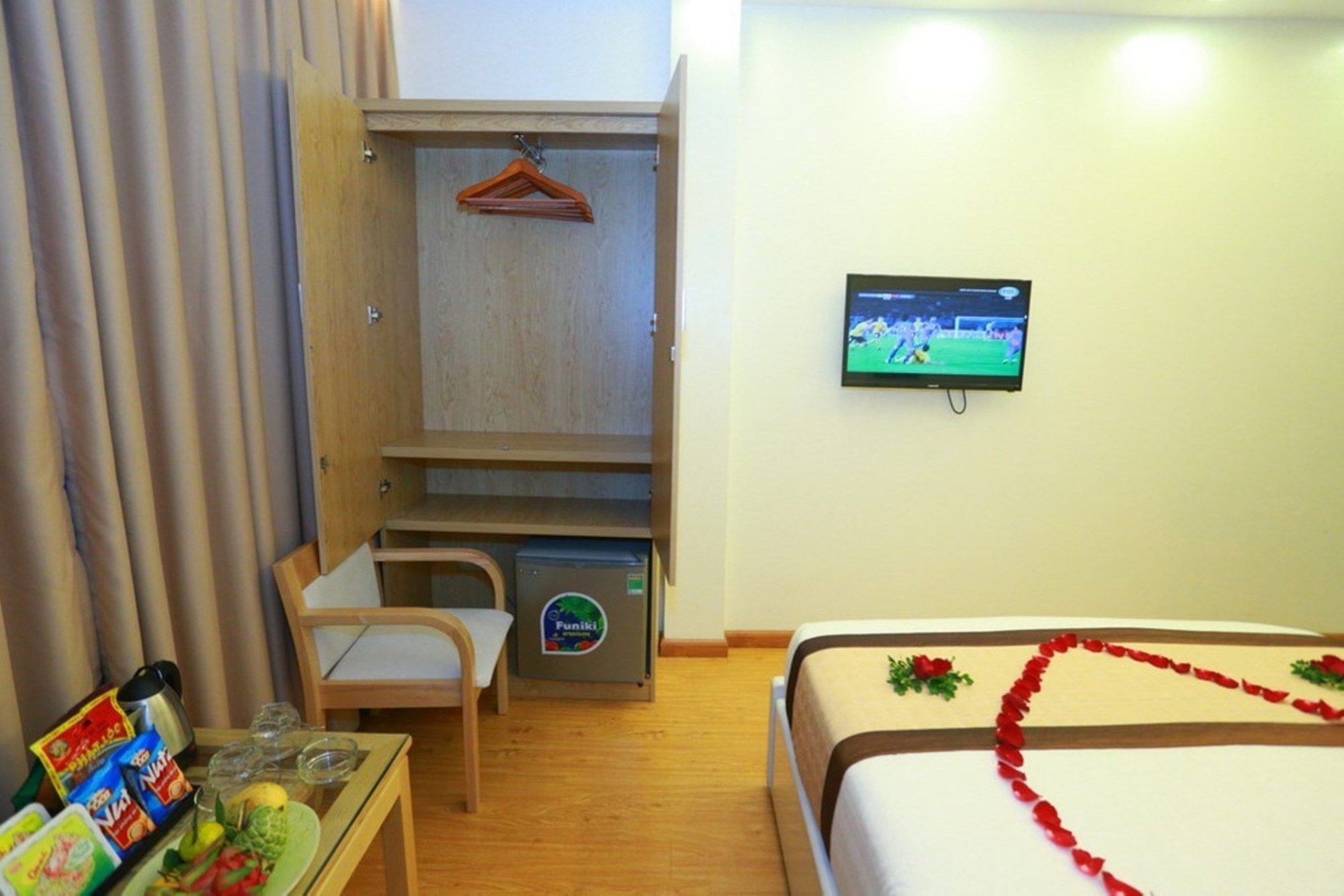 ซากี โฮเต็ล Hotel ฮานอย ภายนอก รูปภาพ
